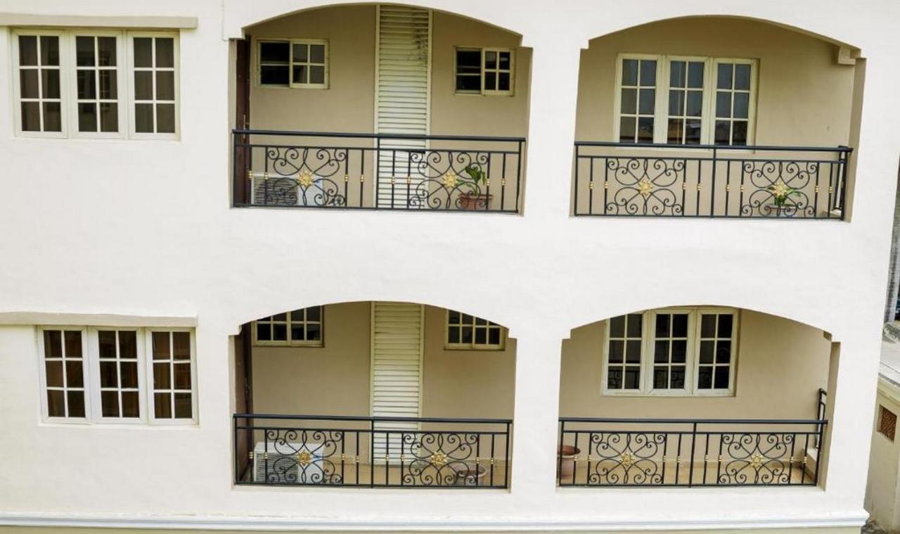 Room In Lodge - Apartment Royale Hotel-3 Bd Apartment Ikeja Exterior foto